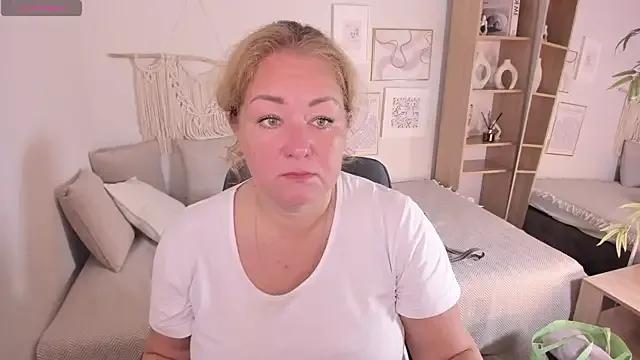 JenniferLight on StripChat 