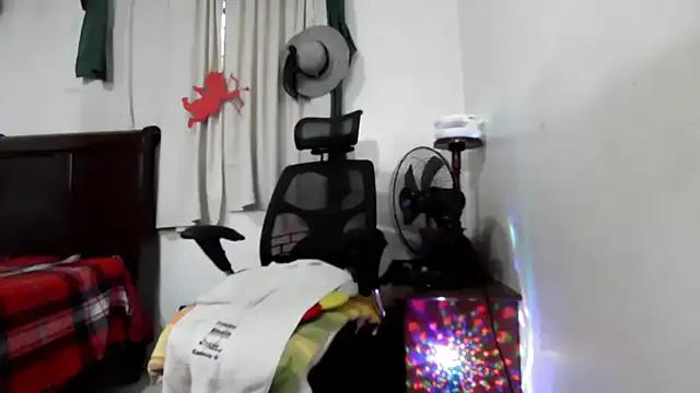 Avatar of jenny_milf69