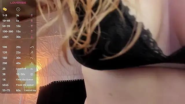 StripChat JennyRouse01  is Freechat  JennyRouse01 — dildo in my pussy
