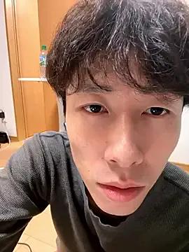 juri20cm on StripChat