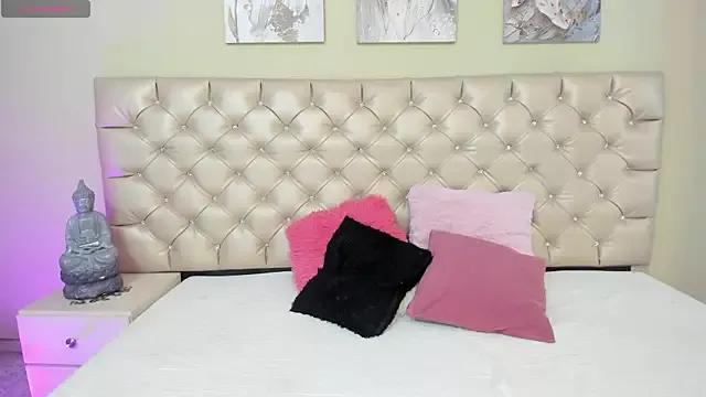 Freechat Karoly_Ocampo on StripChat