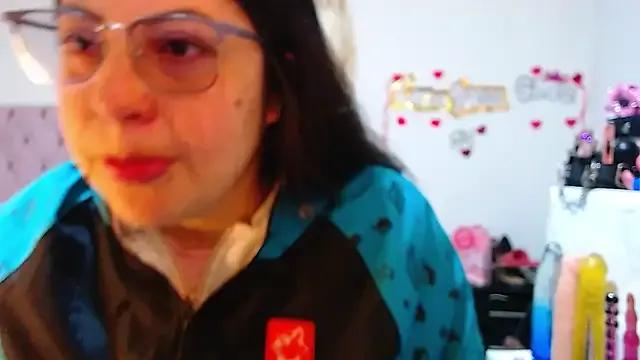 lanaqueen699 on StripChat 