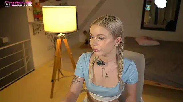 StripChat LexieLoree  is Freechat  LexieLoree — Titties massage