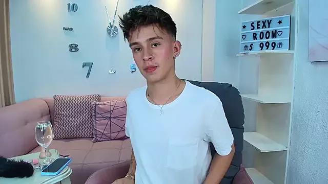 Freechat LiamWildx20 on StripChat