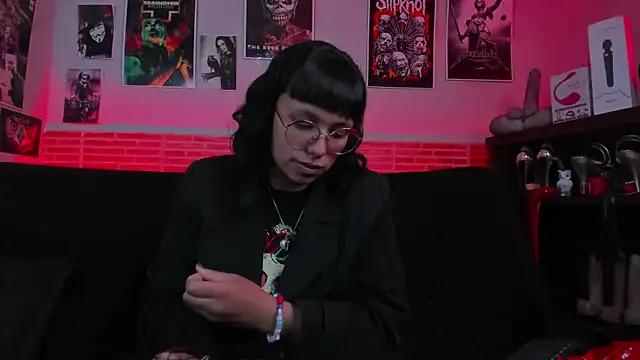 Freechat lilith-deveraux on StripChat