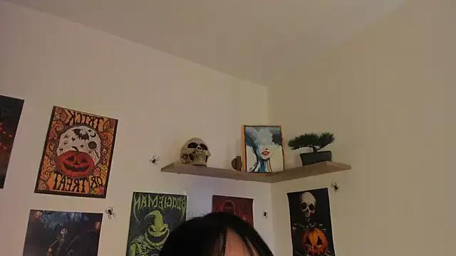 Lilith_salvatoree on StripChat
