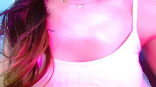 LILLITH_ON on StripChat 