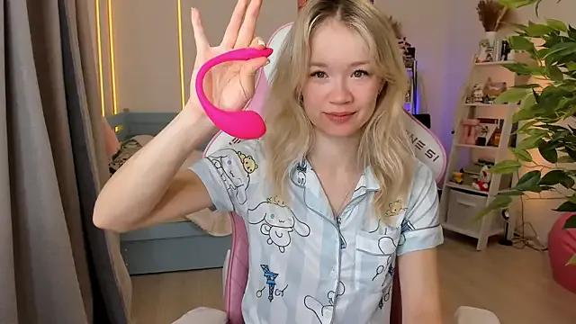 Lily_Young — DILDO RIDE PUSSY