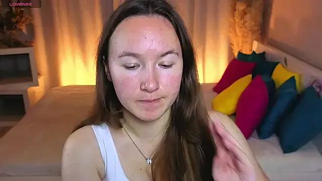 Little_doll_meow on StripChat 