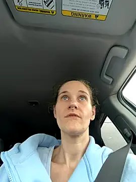 lolabunny9 on StripChat 