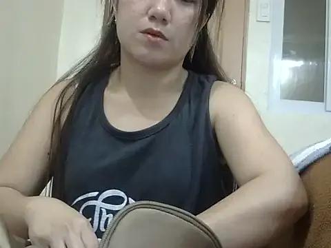 Freechat Lovelyclaya on StripChat