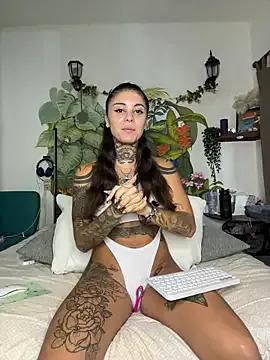 lucyrossink's avatar