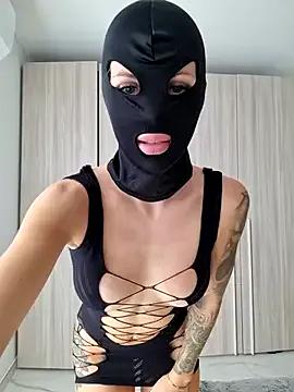 Luna_Veil on StripChat