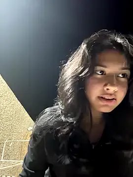 lynn9000 on StripChat 