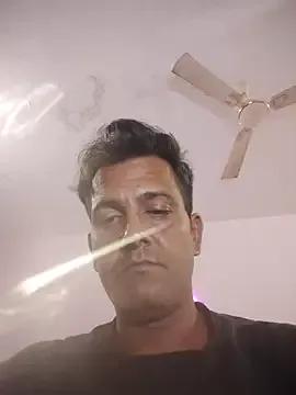 Freechat MAGNETICDADDY8 on StripChat