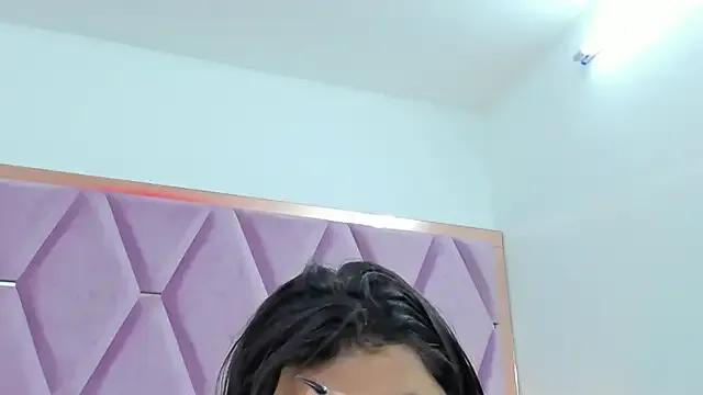 Freechat MaskedGirl_ on StripChat