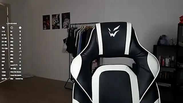 StripChat MayAgard is Freechat MayAgard — Lower shorts and see me more <3