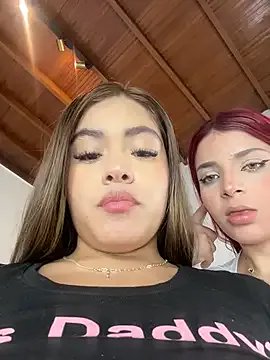 MayaMoanXXX on StripChat 