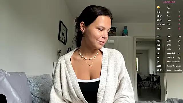 MaydaCornwall on StripChat