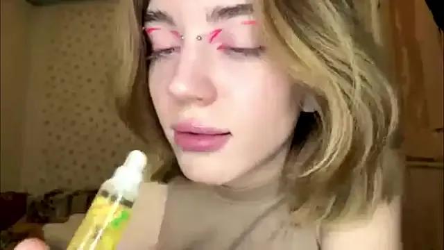 MelaineAytes on StripChat