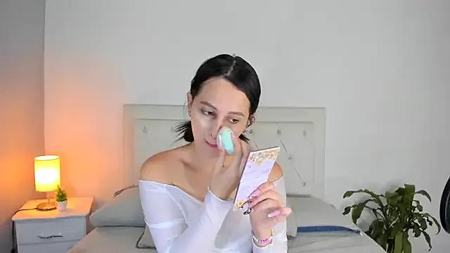 Freechat MELISSA_ALVAREZ on StripChat