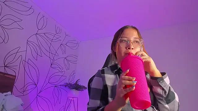 StripChat merida_06  is Freechat  merida_06 — naked dance