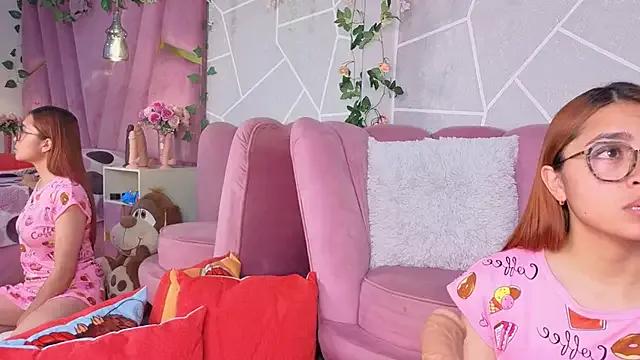 StripChat MilleyJones is Freechat MilleyJones — Bounce my boobs