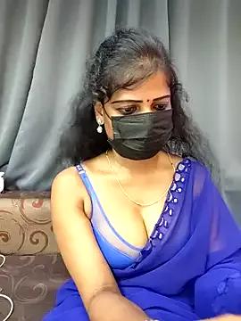 Misss-julli on StripChat 