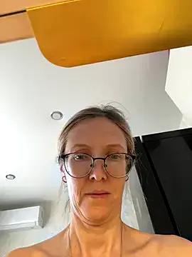 MollyStory on StripChat