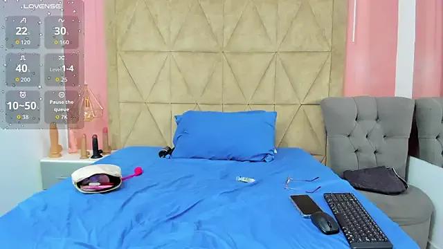 mommy_cute on StripChat 