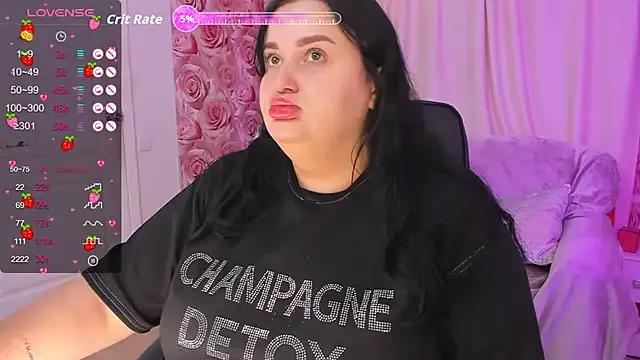 Freechat MonaSteele on StripChat