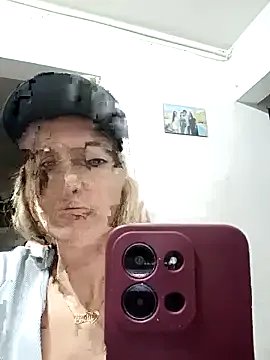 Monita_Med on StripChat