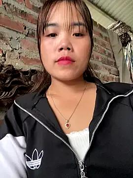 nachi-baby on StripChat