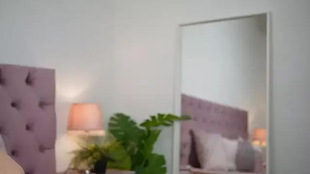 NataliaZen on StripChat 