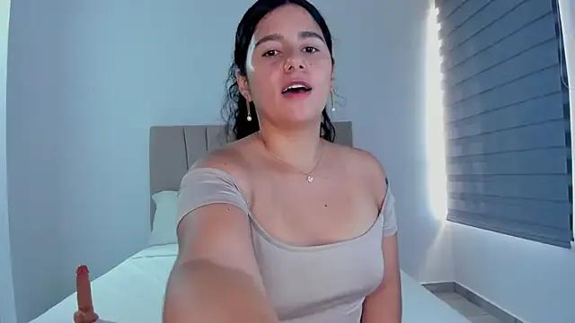 Natasha-28 on StripChat 