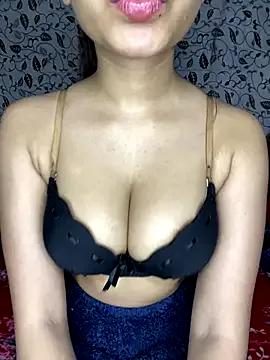 Pretty_doll25 — Freechat on StripChat