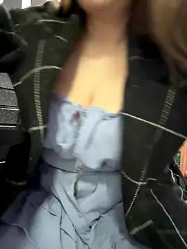 StripChat PumaShyXD is Freechat PumaShyXD — NAKED + OPEN DOOR IN PUBLIC TOILET