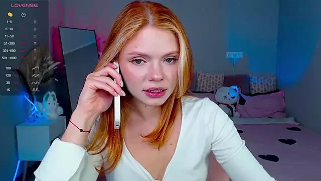 Red__Candy on StripChat