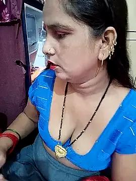 Freechat reemacouple007 on StripChat