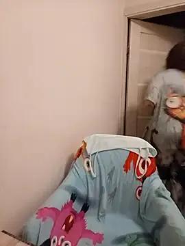 Freechat ROXOLANAA_SEXY on StripChat