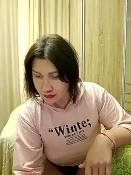 Freechat ROXOLANAA_SEXY on StripChat