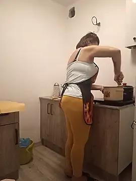 Freechat ROXOLANAA_SEXY on StripChat