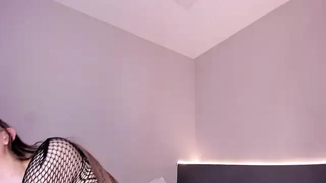 StripChat sara__jones_gh is Freechat sara__jones_gh — Sara's pussy awaits high vibrations