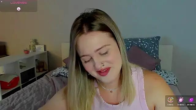 Sassy_Talkin_ on StripChat 