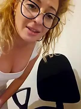 Selenna_emma on StripChat 
