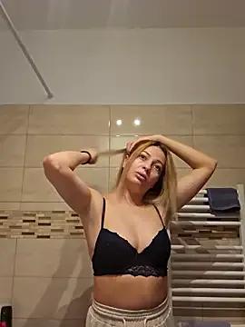 Selenna_emma on StripChat 