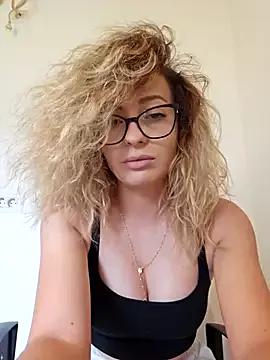 Selenna_emma on StripChat 