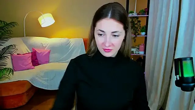 SensitiveSooul on StripChat 