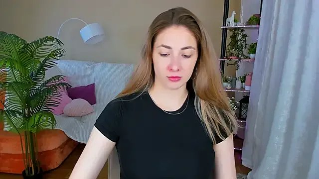 SensitiveSooul on StripChat 