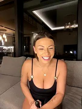 StripChat SexOnMyLvL is Freechat SexOnMyLvL — 10 Videos + Telegram